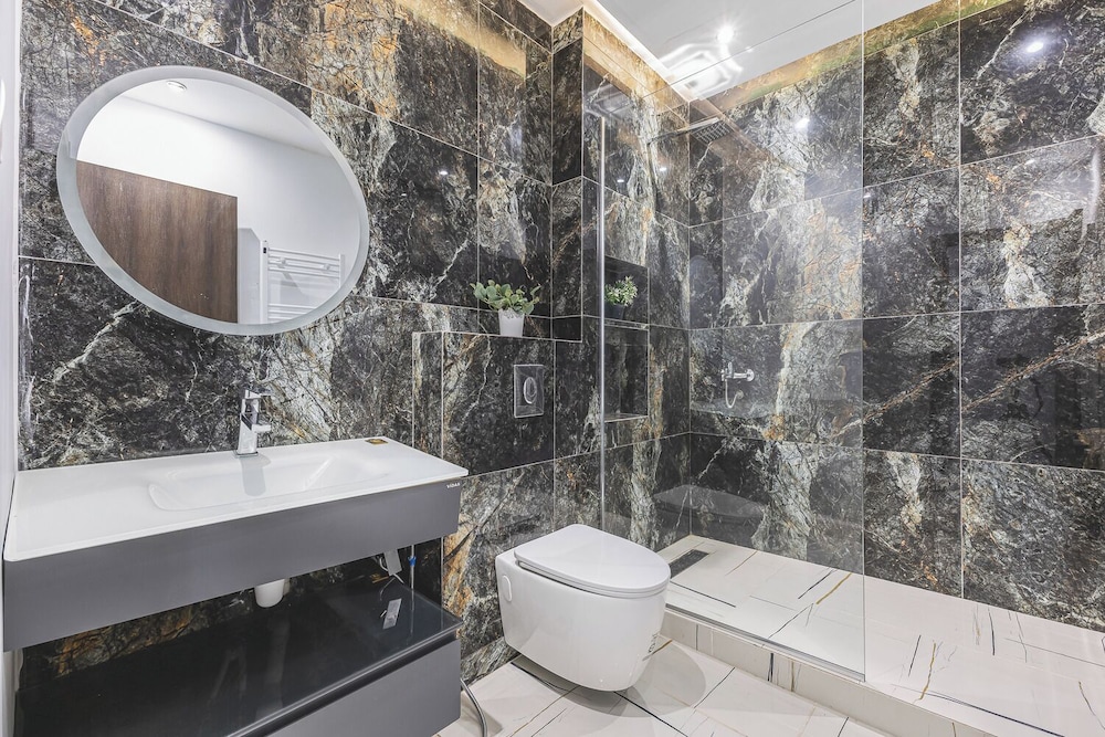 Appartement de 3 pieces a Birkhadem