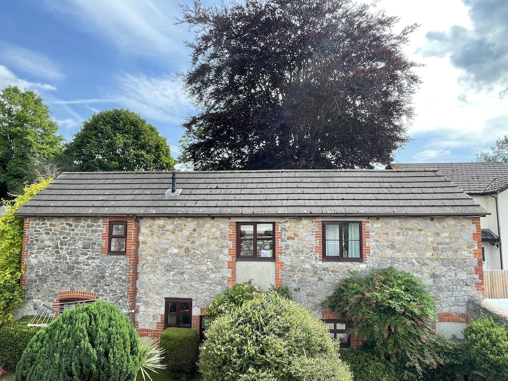 Newton Abbot Vacations - Fairwater Mill Cottage - Property Image 4