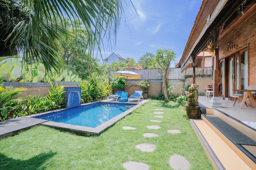 Nelayan Home Villa