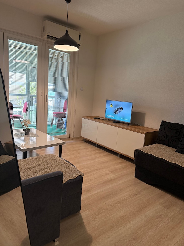 Ohrid Cozy Escape Modern Apartment for a Perfect Stay