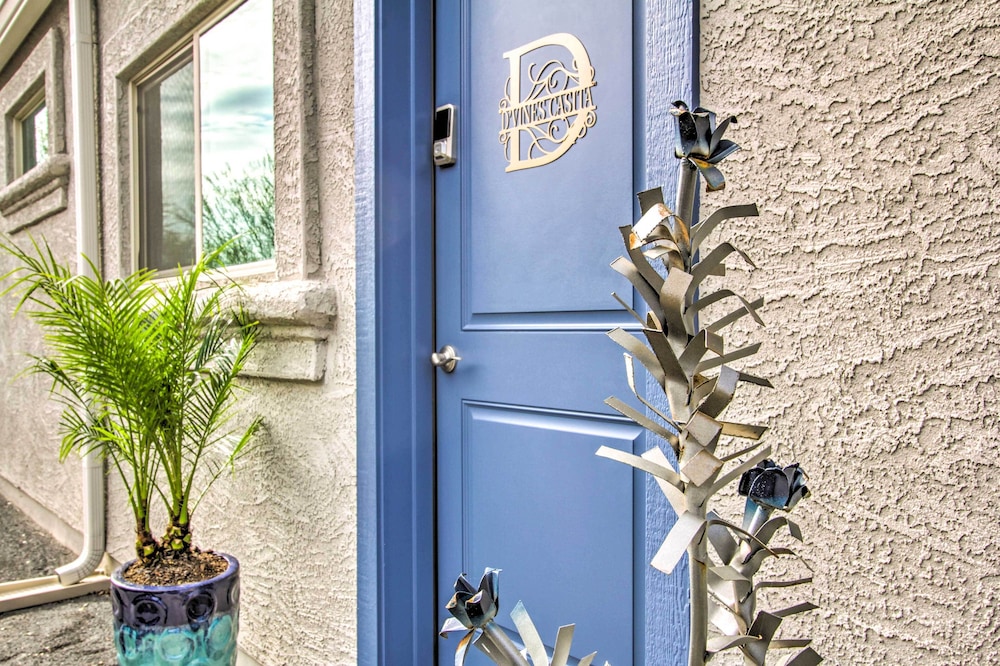 Cozy Peoria Apartment - Golf, Hike & Bike! view 5