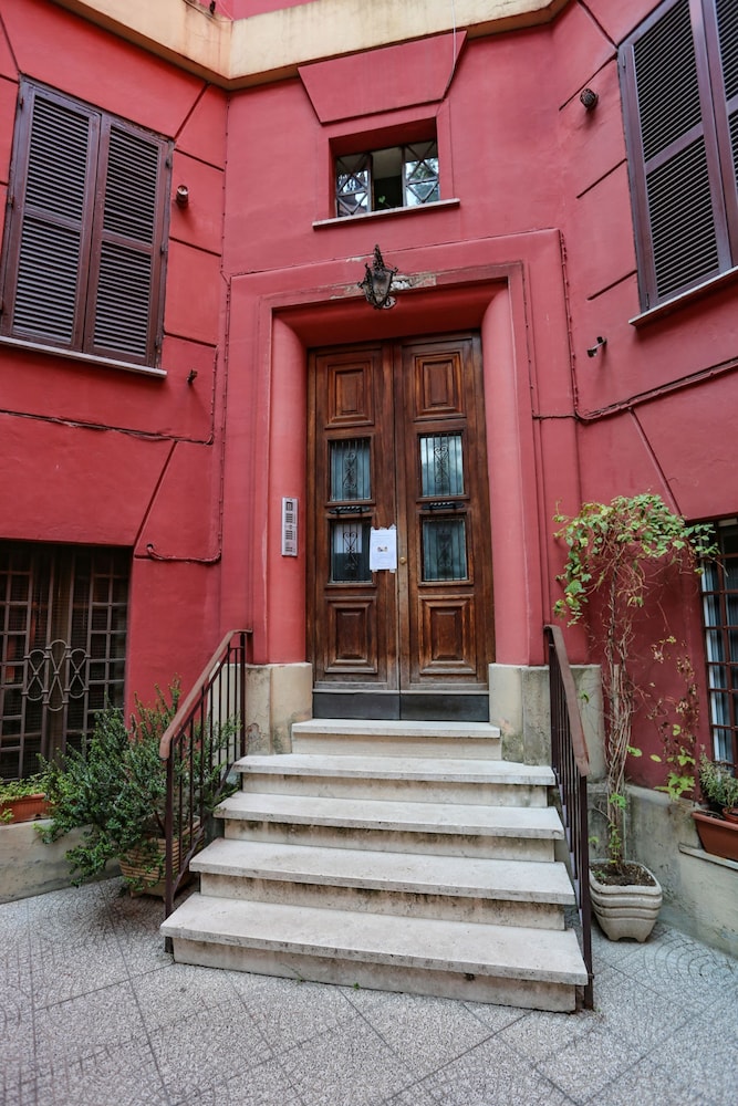 American Uni 2Br Lovely Apt