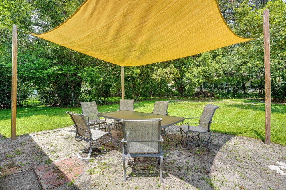 Home w/ Private Yard < 2 Mi to Hollis Garden!