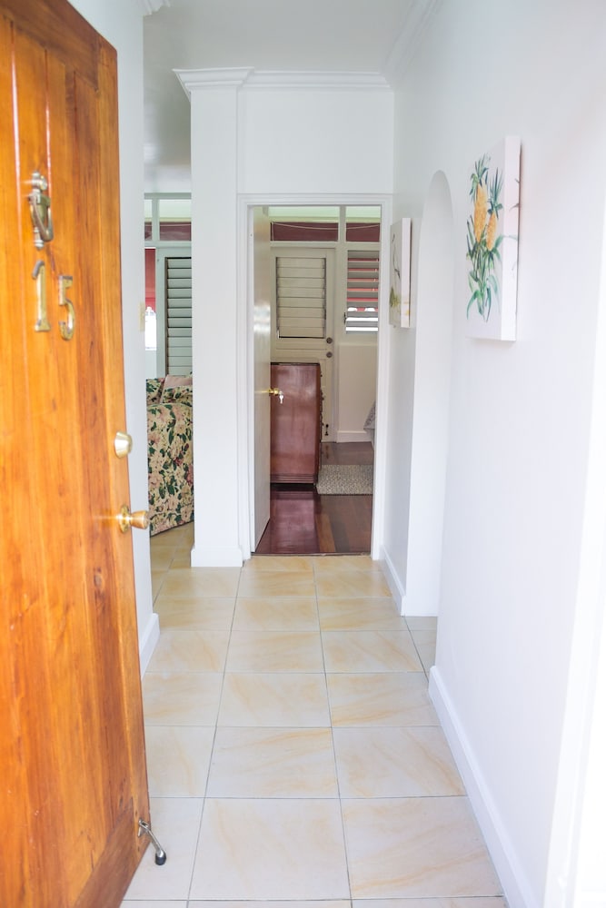 Kingston Luxury Condo Apartment