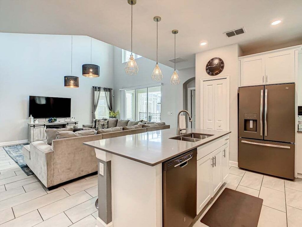 Luxury 5br Villa Near Disney Pool & Golf Retreat 5 Bedroom Villa