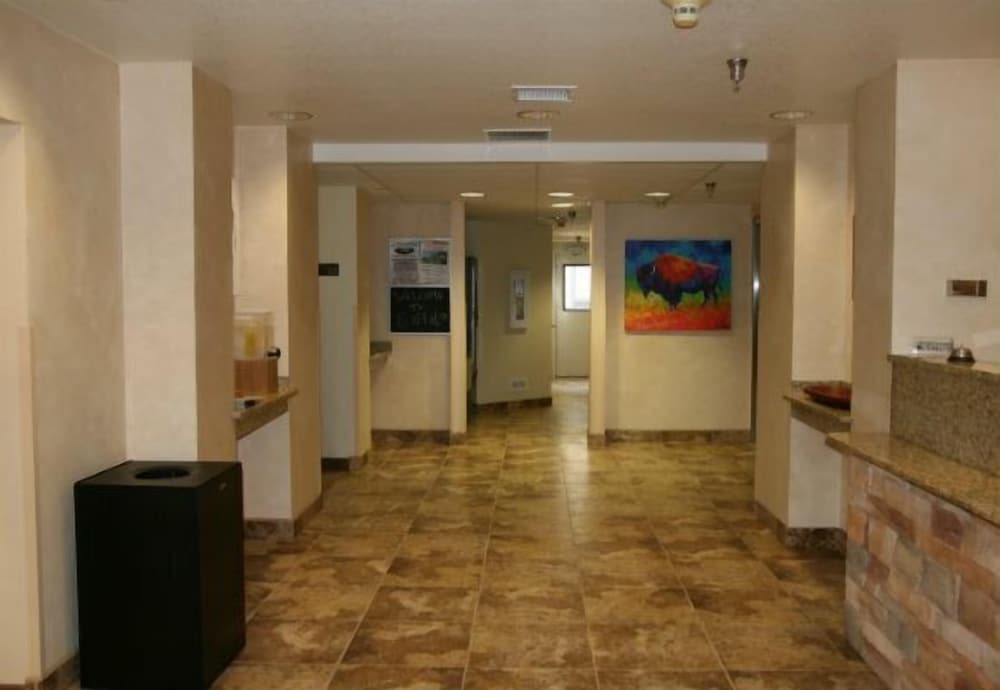 Buffalo Vacations - Buffalo Inn - Property Image 5