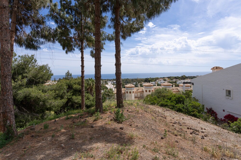 Apartment in Mijas Costa Near Beaches
