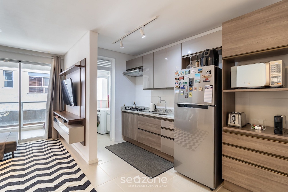Apt Close to Beach & Floripa Shopping [eaz305]