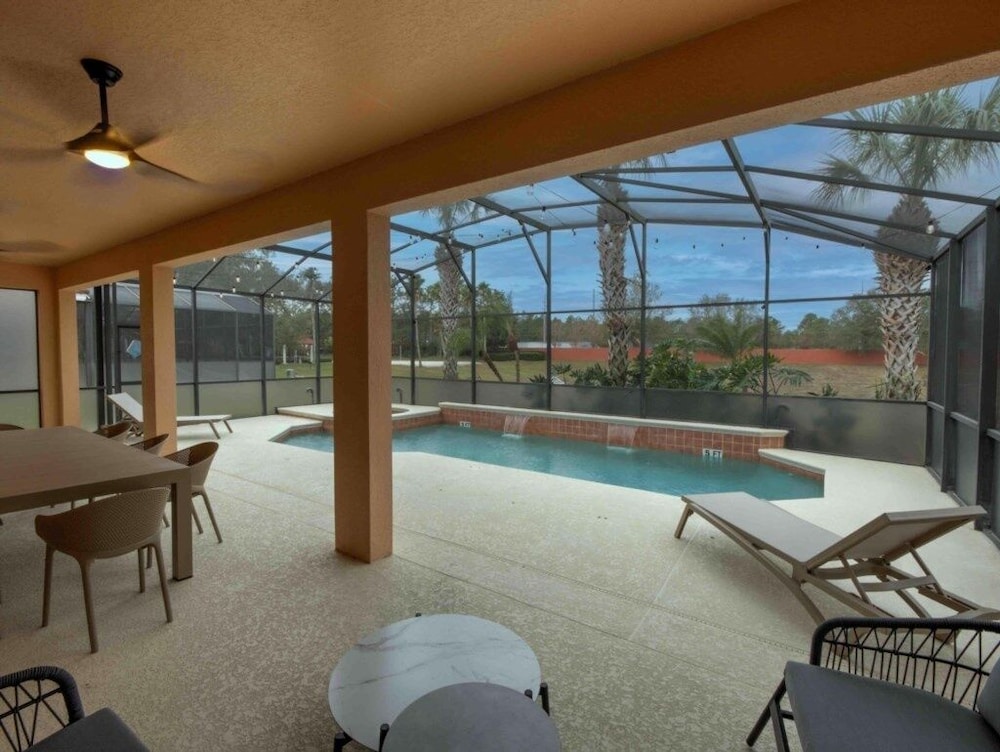 Six Bed Pool Villa In Resort -close To Disney! 6 Bedroom Villa