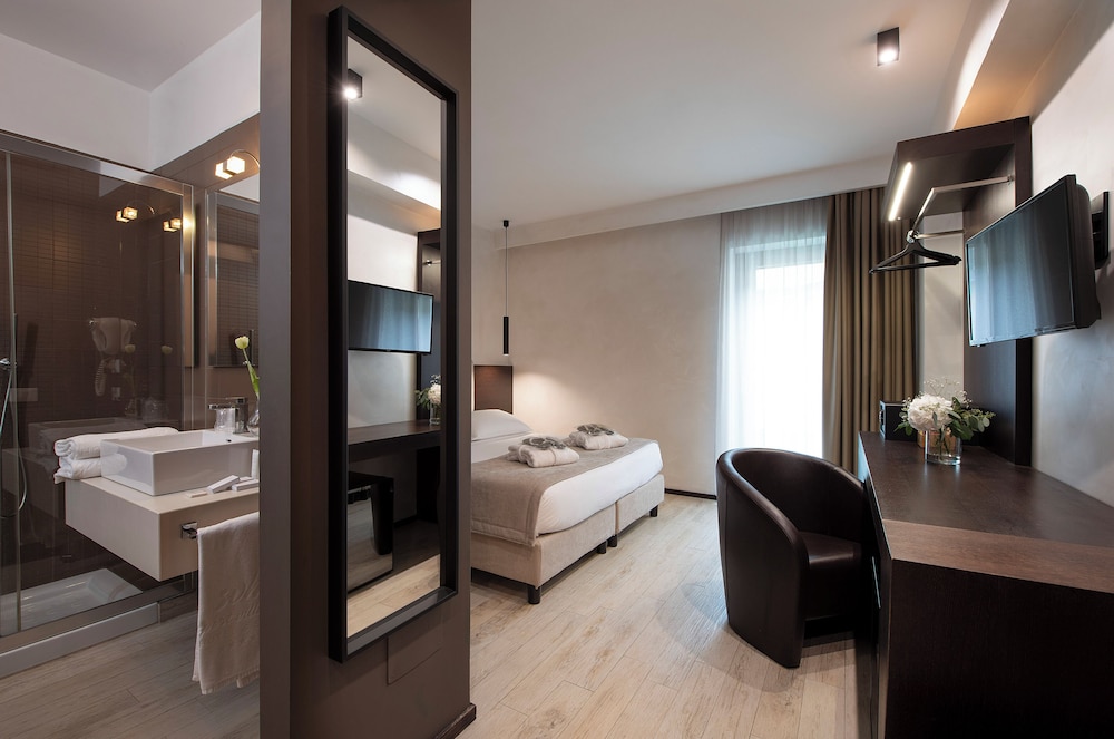 Sport Village Hotel & Spa