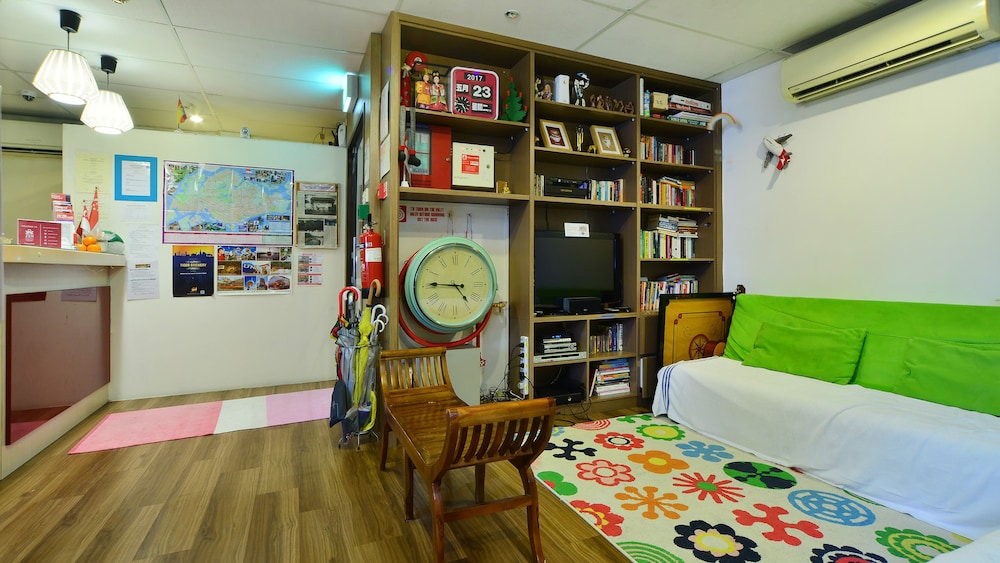 River City Inn - Hostel