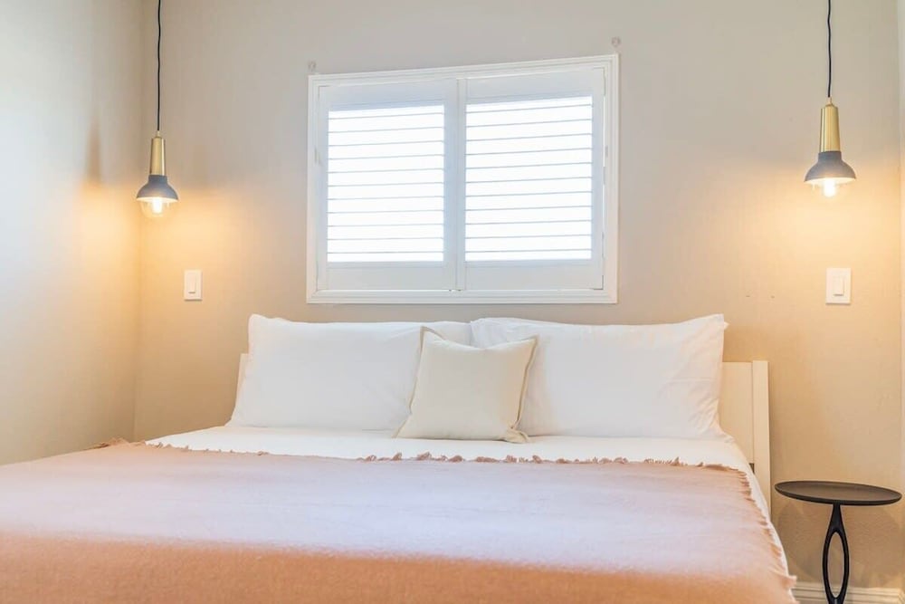 @marbella Lane - Charming Tranquil Hideaway