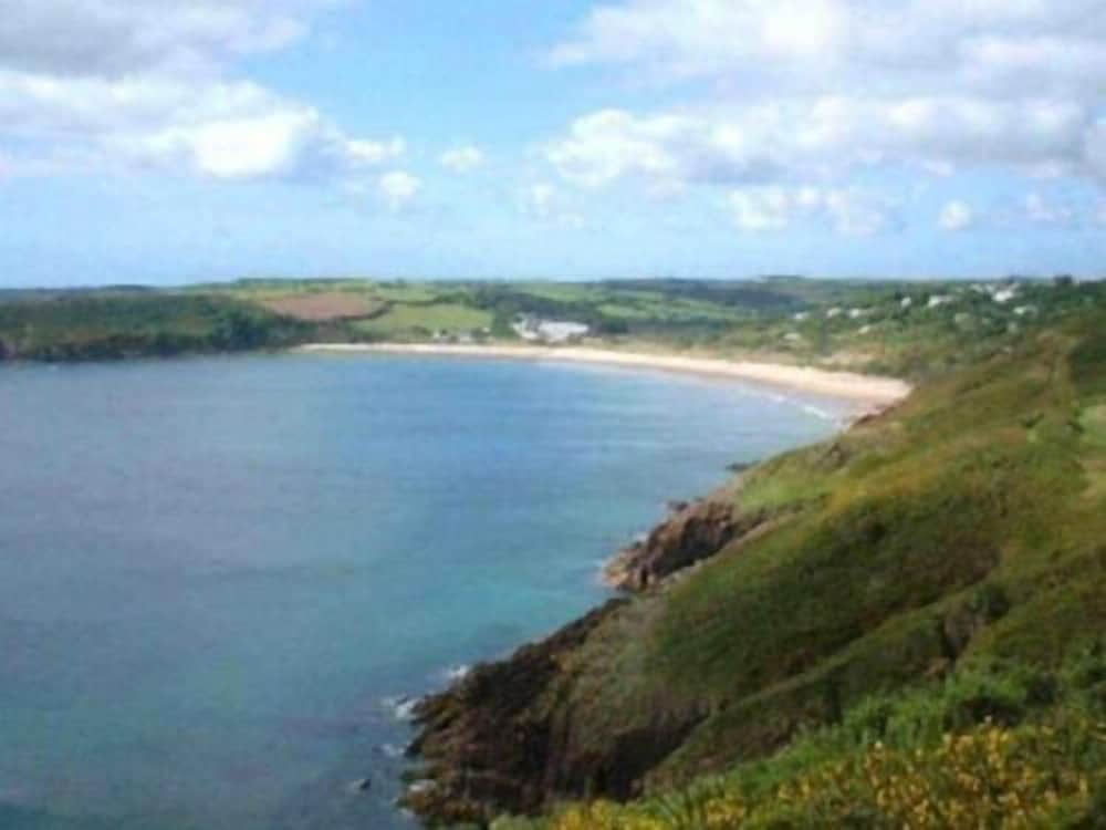 Pembroke Vacations - Portclew House - Property Image 4