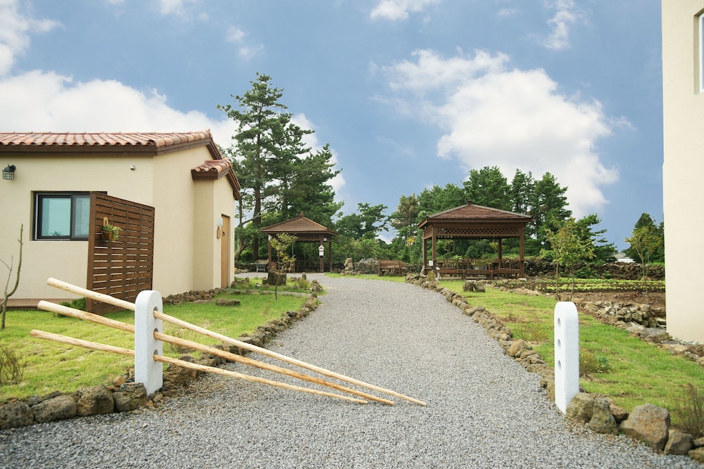 Tilda House