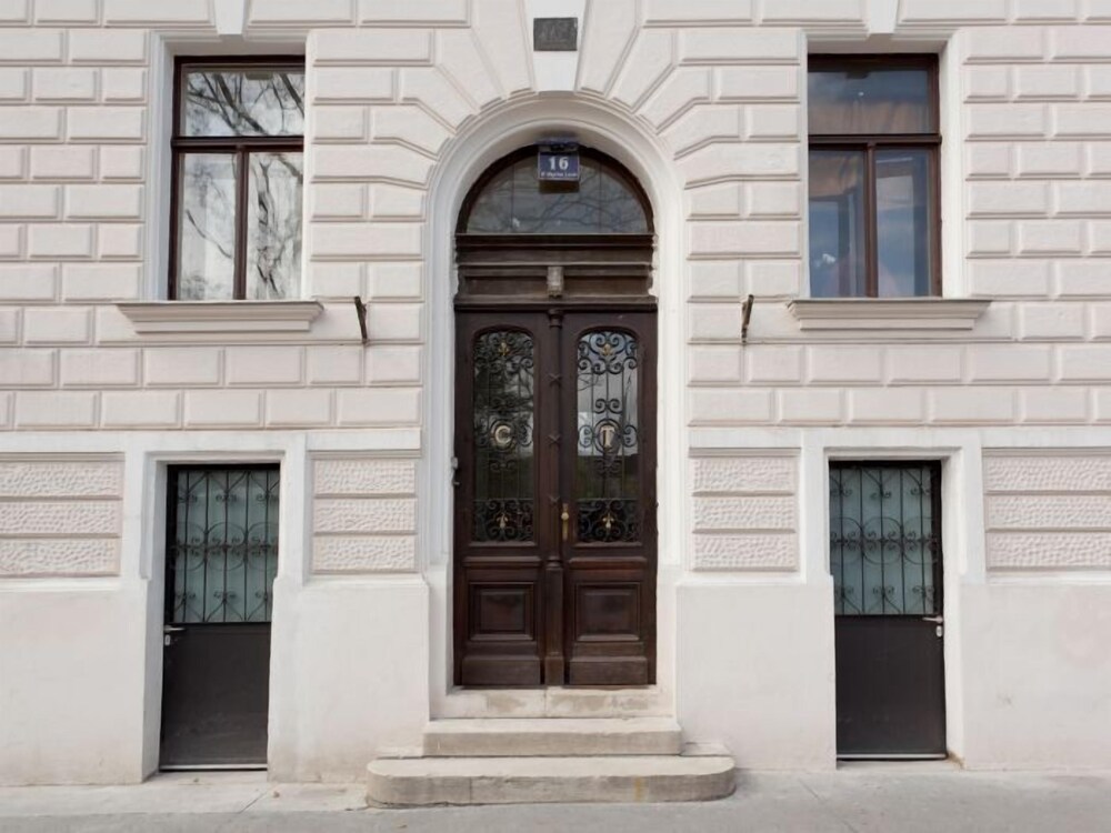 Kunsthaus Apartments