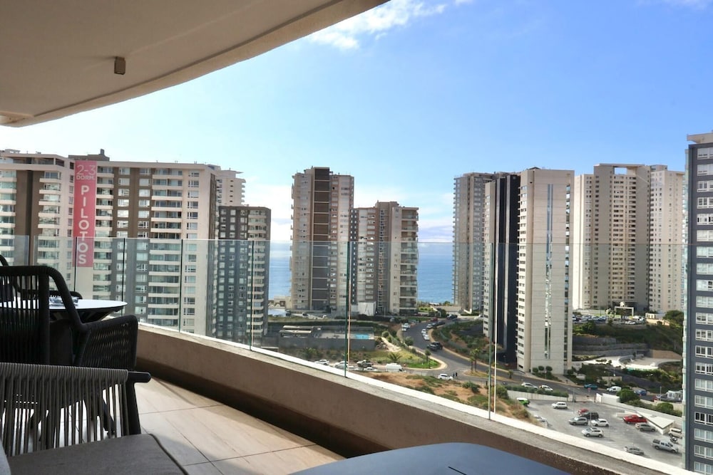 APARTS SUITES COSTA DE MONTEMAR view 4