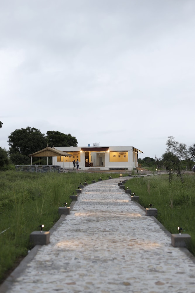 The Jawai Vanya Bagh Resort By Lavender Hotels