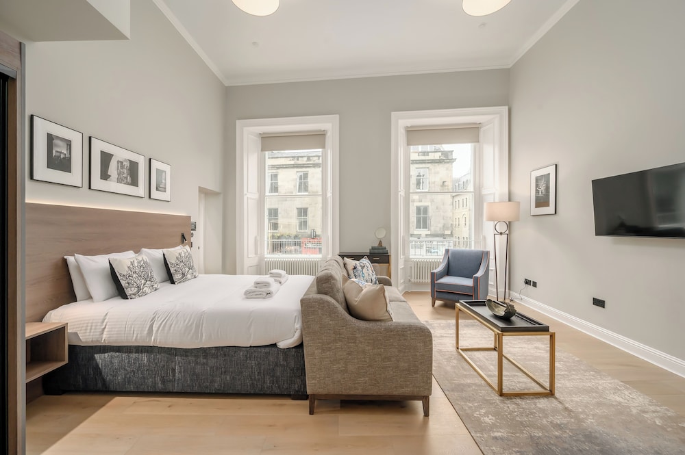 Destiny Scotland George IV Apartments