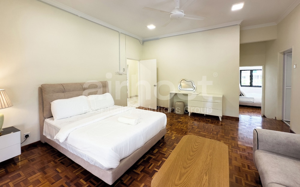 Damansara Heights Luxury Villa with Pool