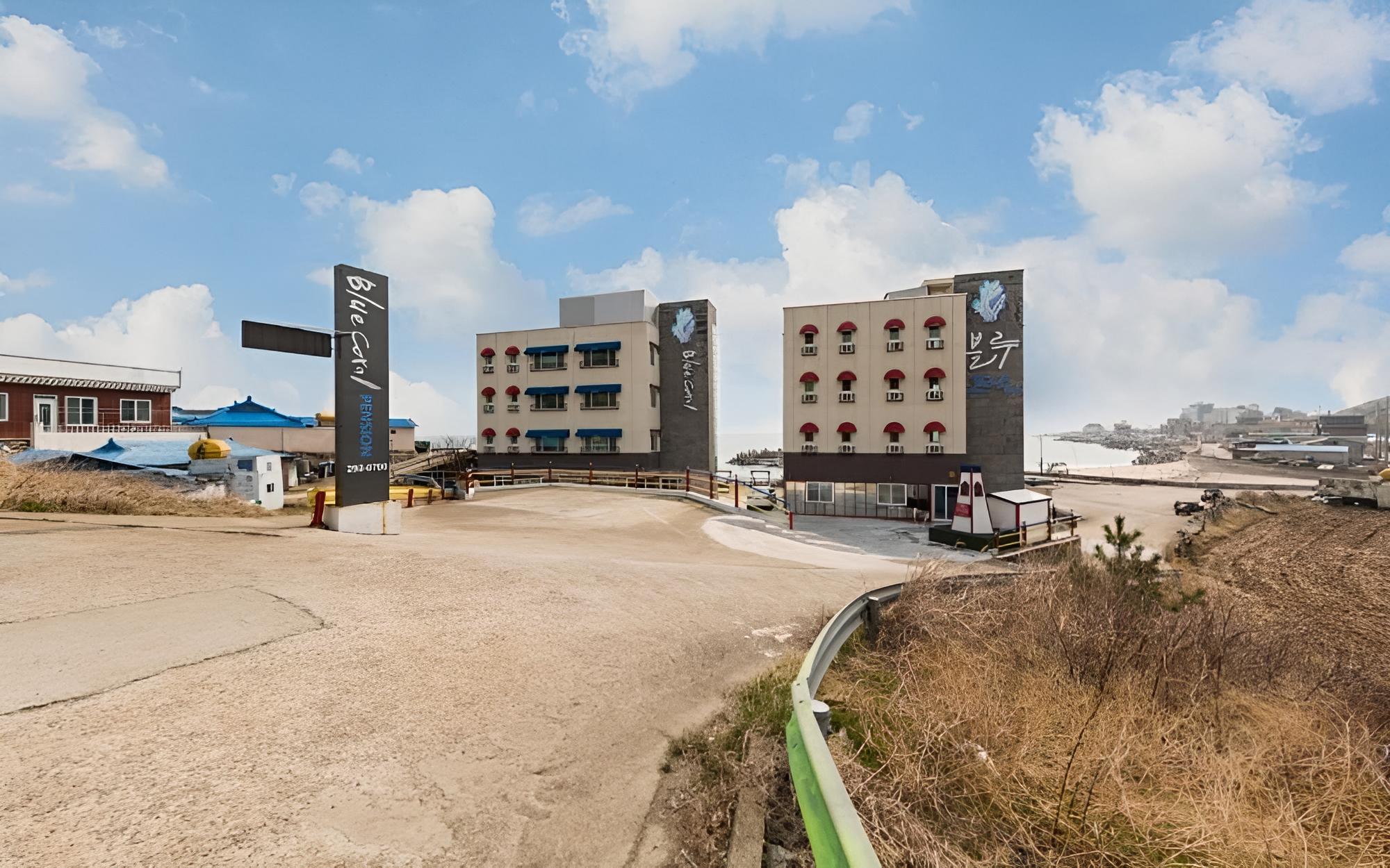 Pohang Blue Coral Pension view 4