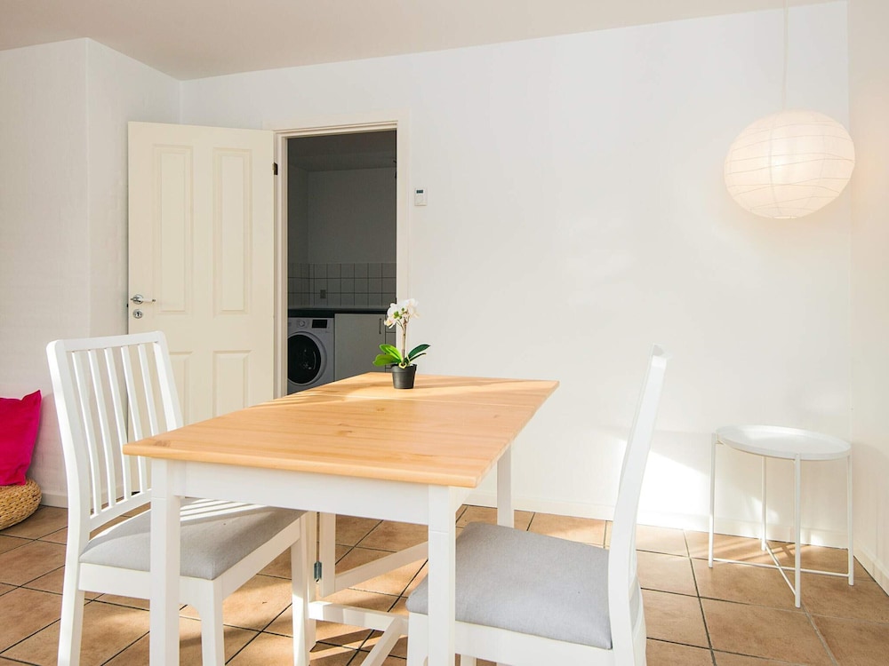 Apartment, 250m From Coast
