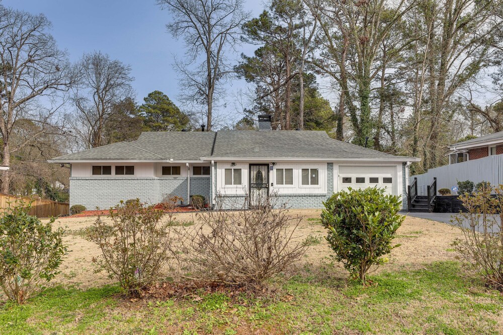 Stylish Decatur Home w/ Patio: 10 Mi to Atlanta! view 3