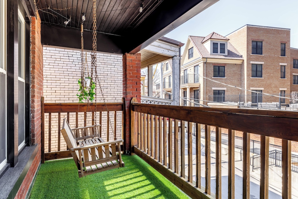 Jungle House Boutique Suites – Short North & Convention Center
