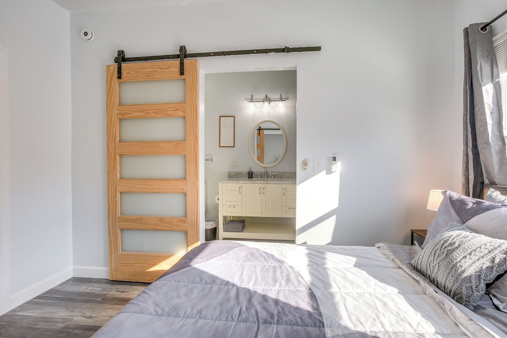 4 Mi to Lake Logan: Hocking Hills Apartment