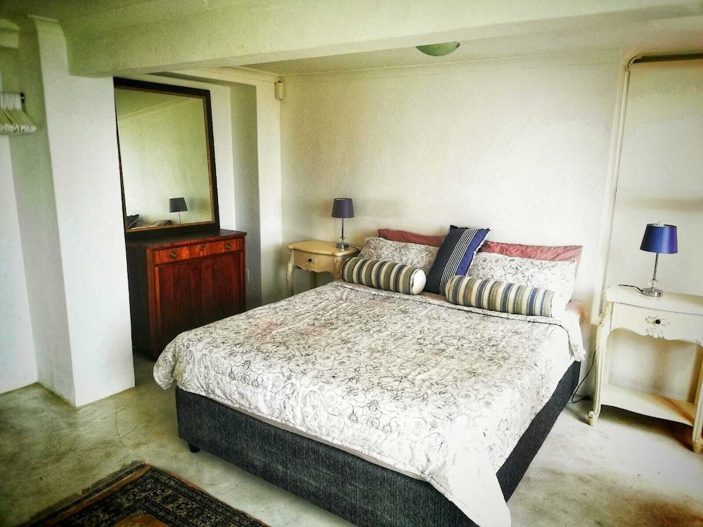 Living On Bakoven Ocean view 3