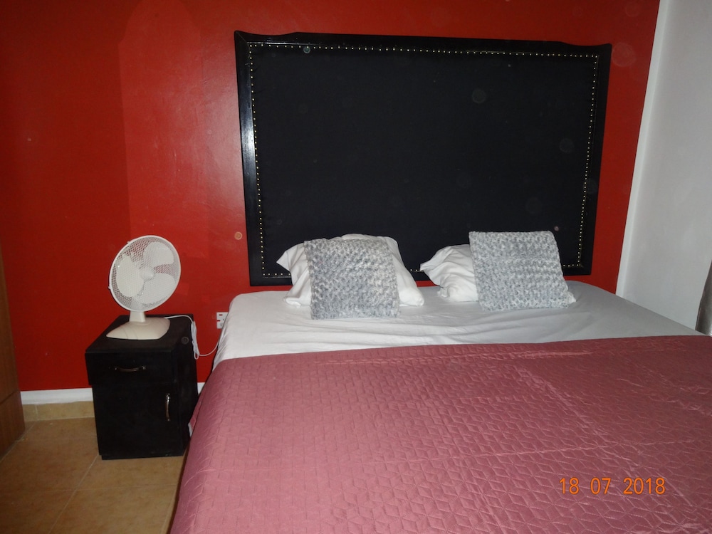 Nordik Palace Bed & Breakfast