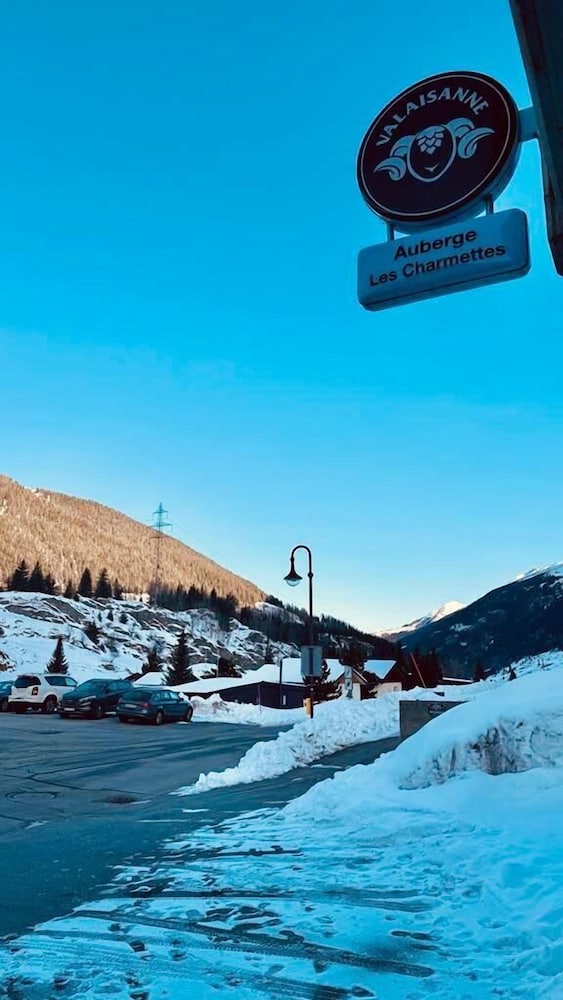 Auberge les Charmettes