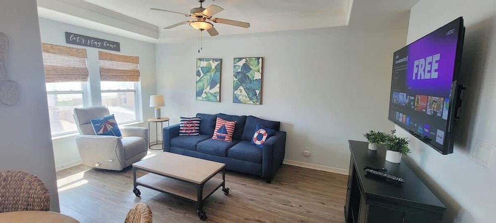 3rd Flr Beachview Luxe - Elevator - Pool - BBQ