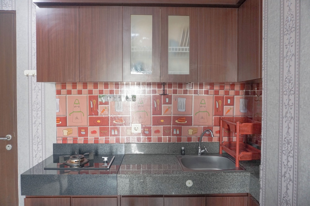 Homey And Best Deal 2Br Transpark Cibubur Apartment