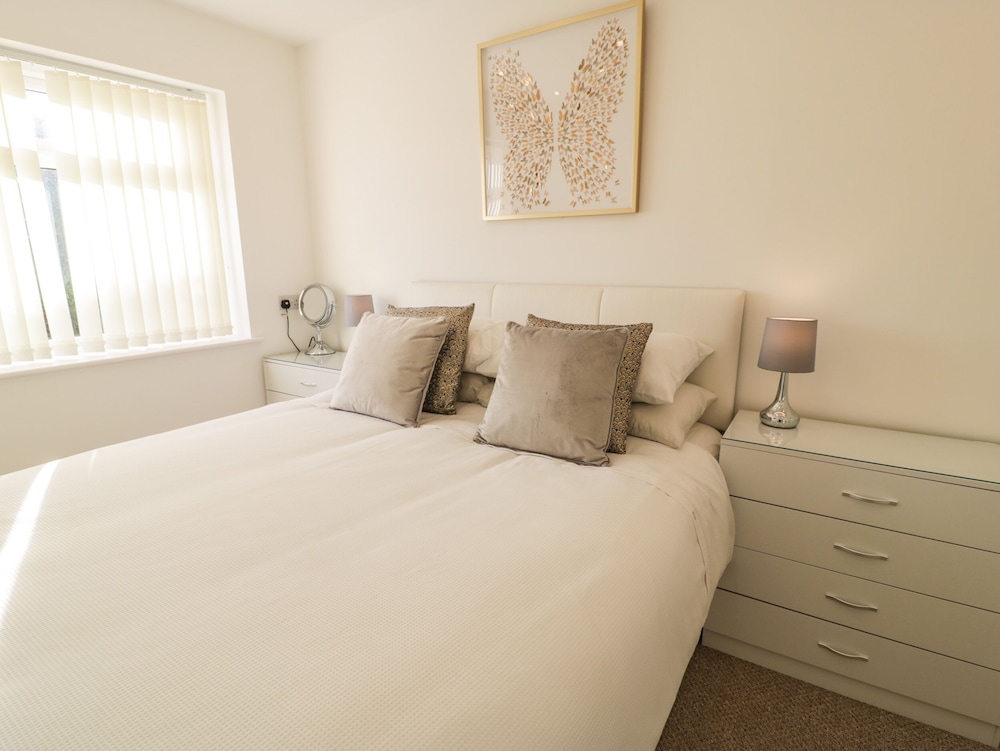 Top Of The Lane Luxury Holiday Apartment