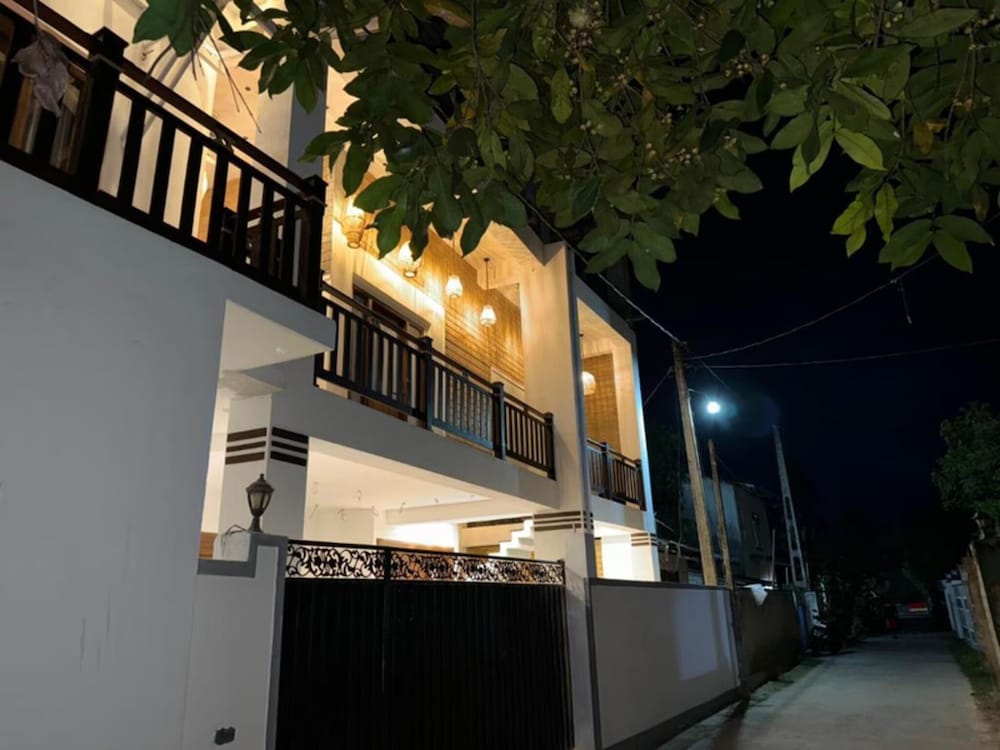 Room in Villa - Surf 247 Weligama, Weligama