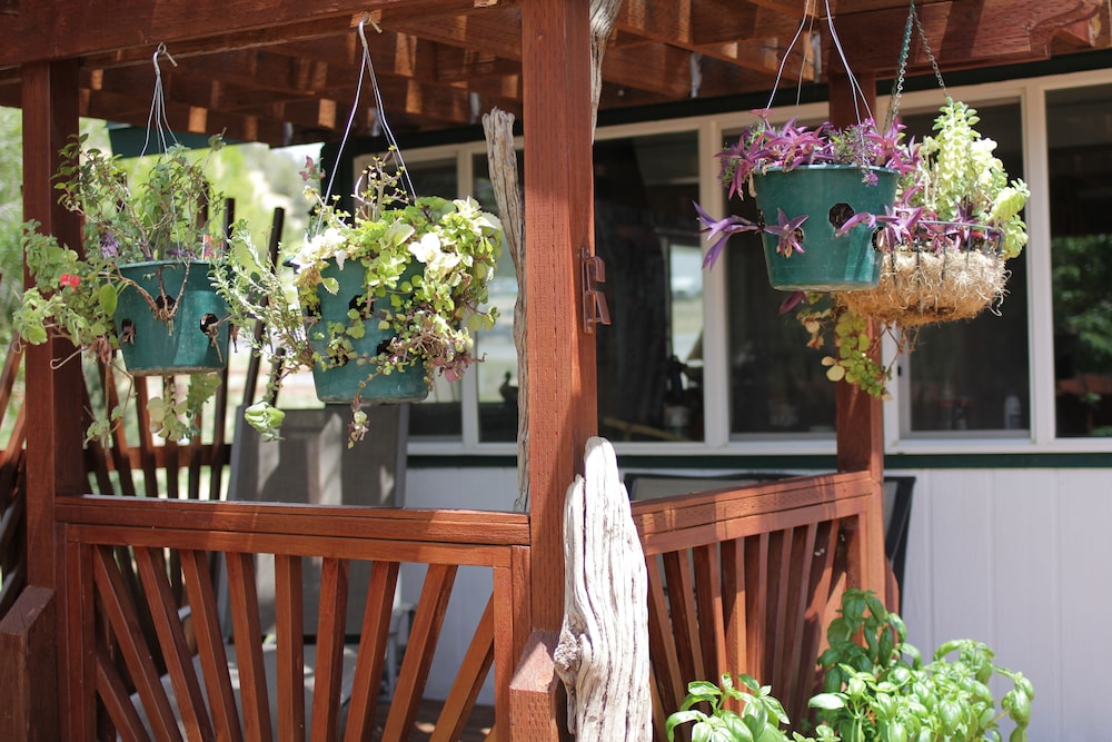 Historic Smith Hotel B&B