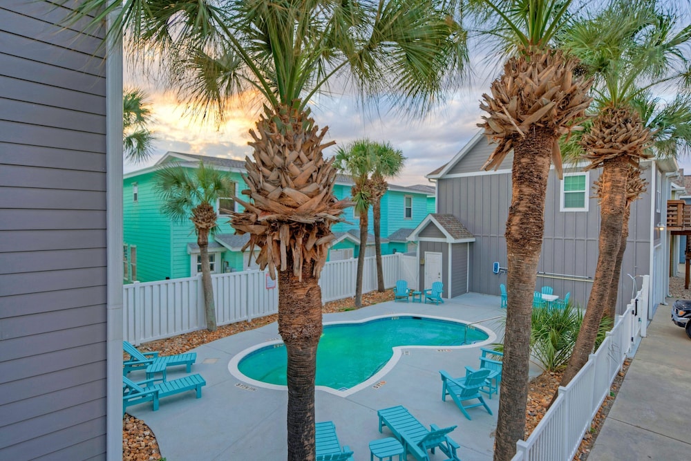 11th St Faith Harbor 8 - Salty Seas