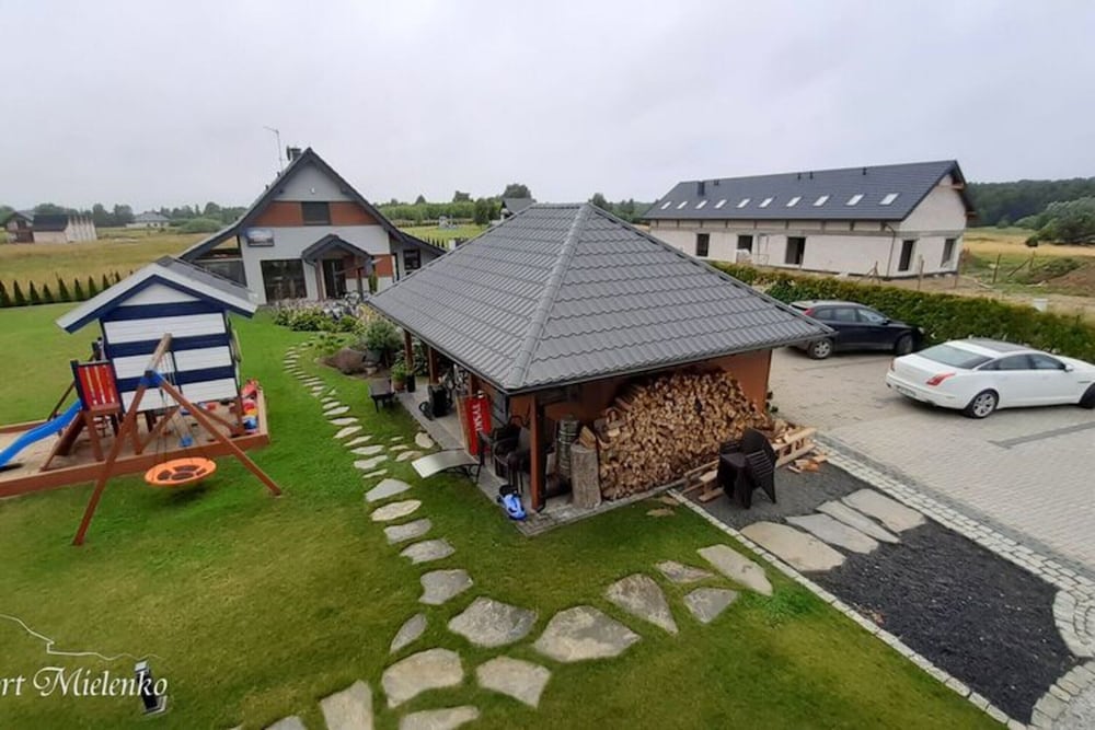 Large, 2-story Holiday Home, Sauna, Jacuzzi
