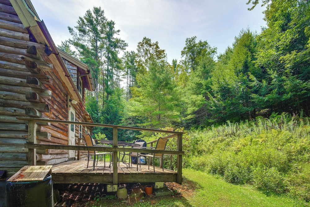 Forest Hideaway in Plainfield: Hike, Paddle & Ski