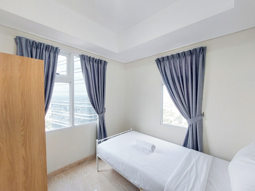 Serene And Comfort Living 3Br At Podomoro City Deli Medan Apartment