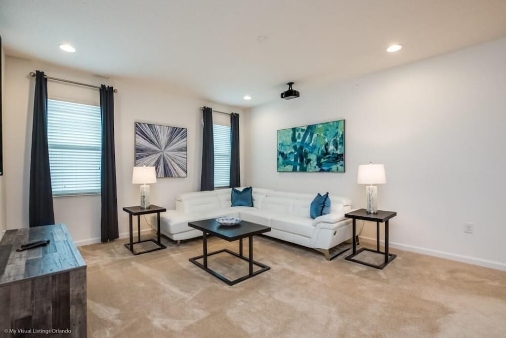 2621ca 10 Bedroom Villa by RedAwning view 5