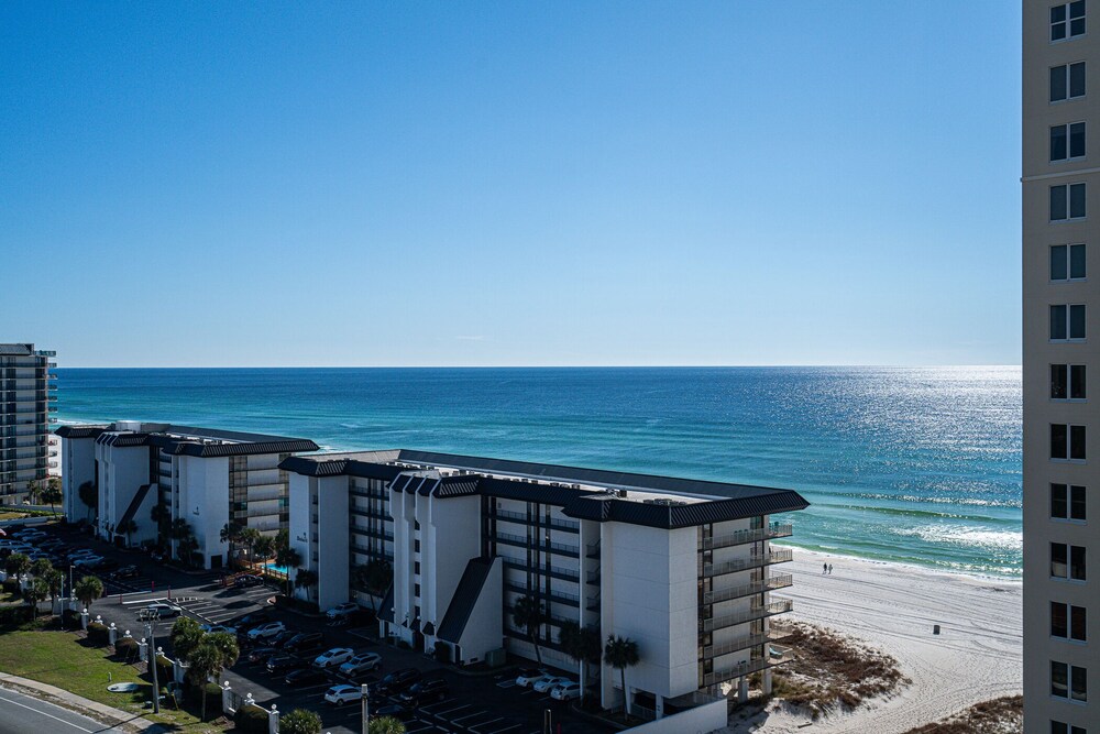 Savi's Sun Sational Getaway view 5