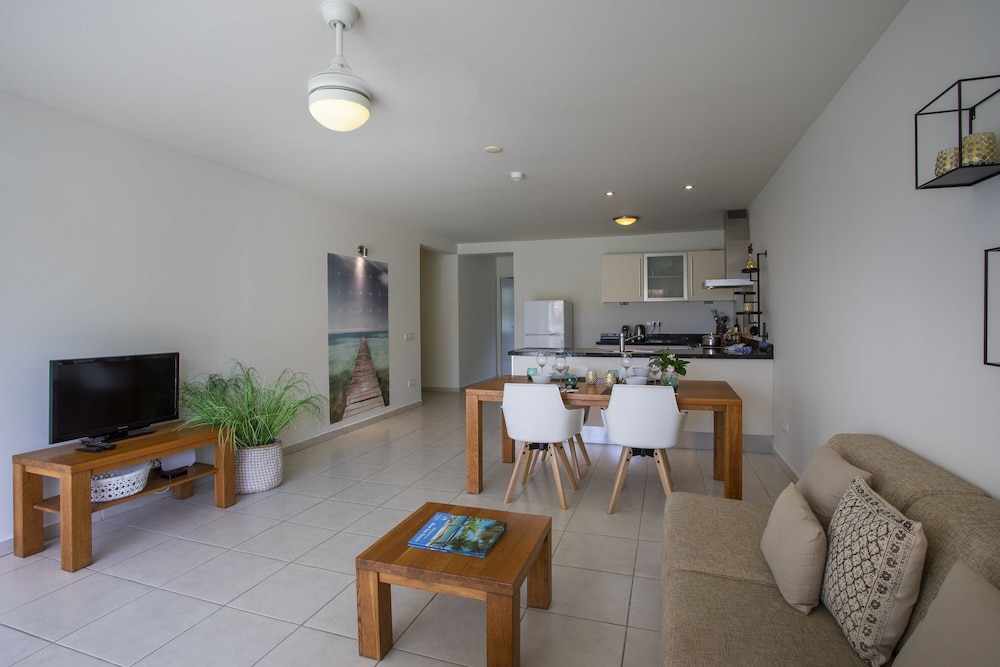 Blue Bay Apartments