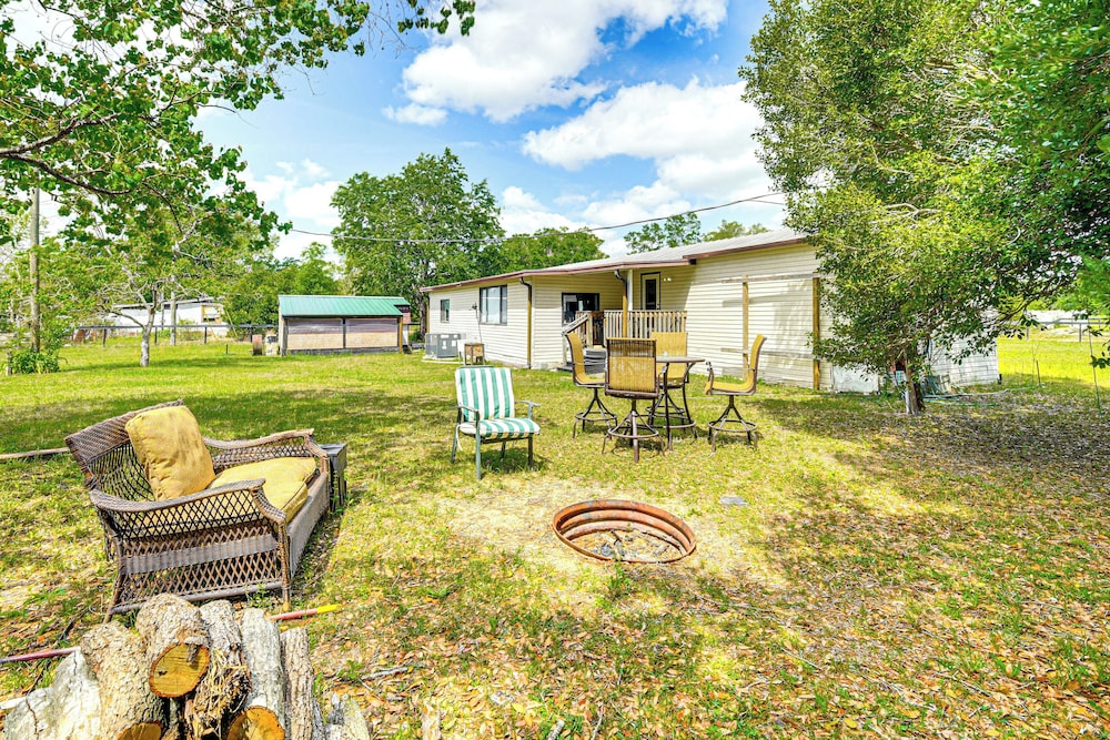 2 Mi to World Equestrian Center: Gem w/ Large Yard
