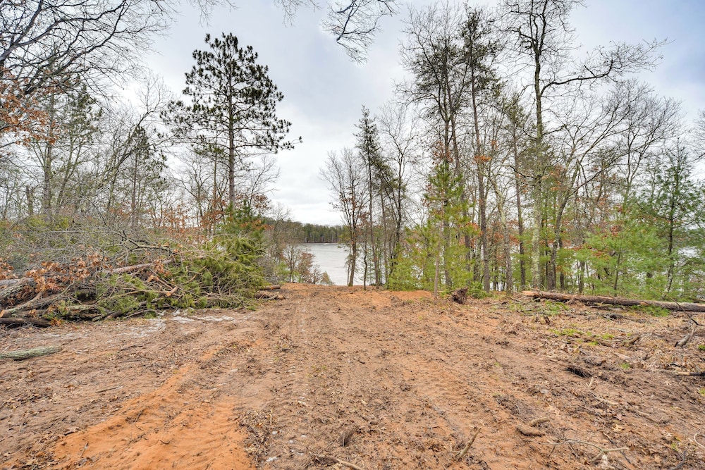 Lake House on 3 Acres w/ Private Dock in Minong!