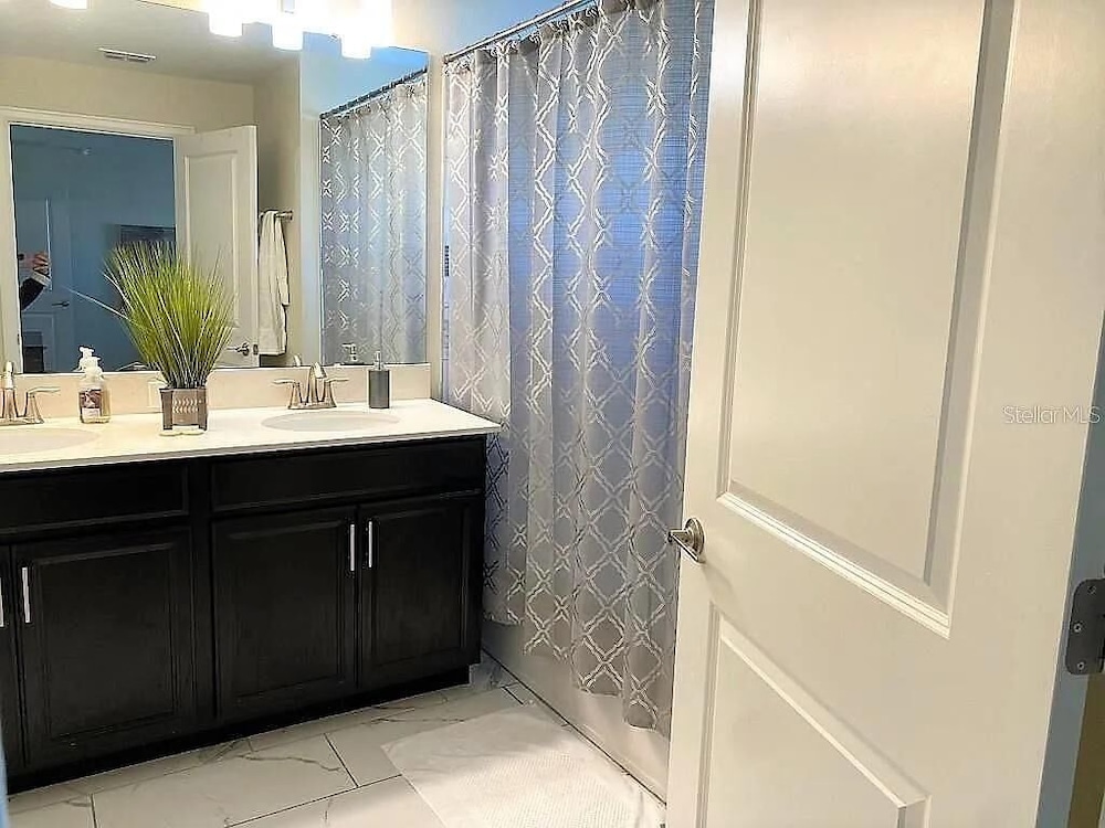 456 OC - Elegant Retreat in Champions Gate