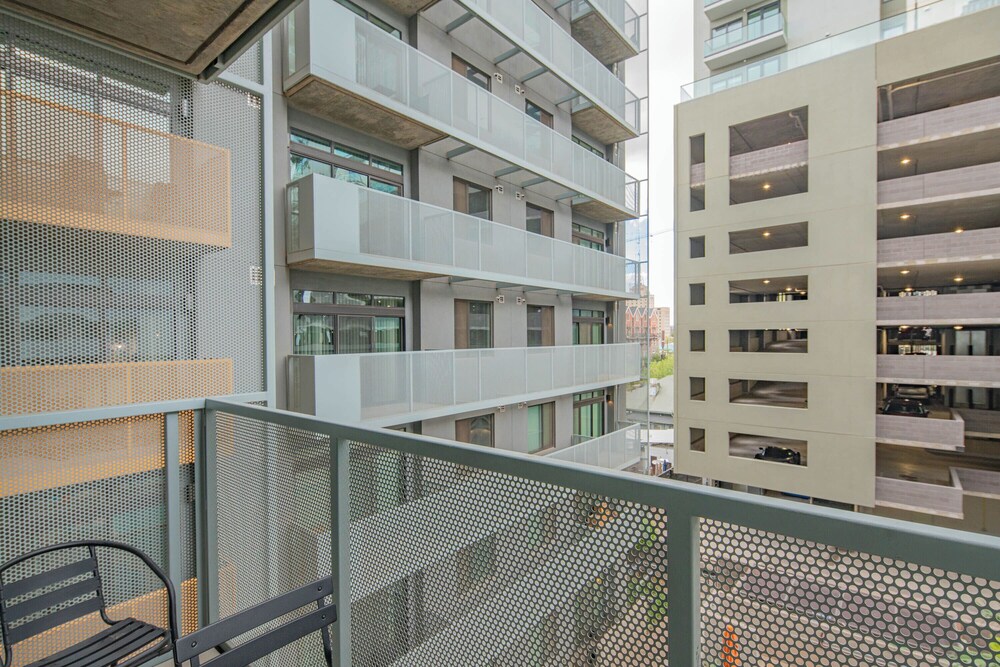 ROVE LIVING/KL - Roosevelt Point