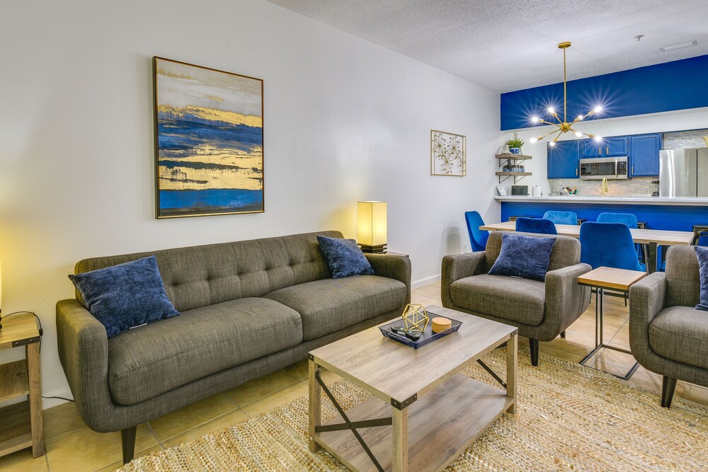 Prime Miramar Beach Getaway w/ Pool Access!
