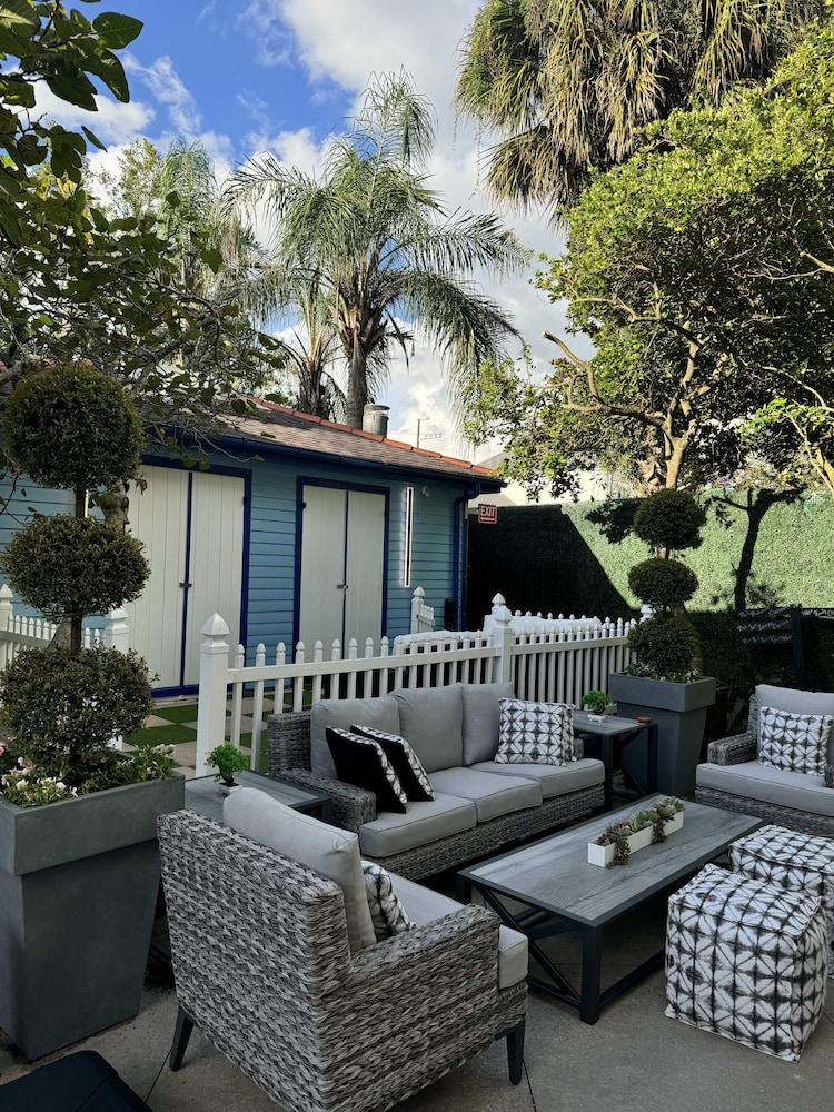 8br-best Location Heated Pool Jacuzzi Spa Gym