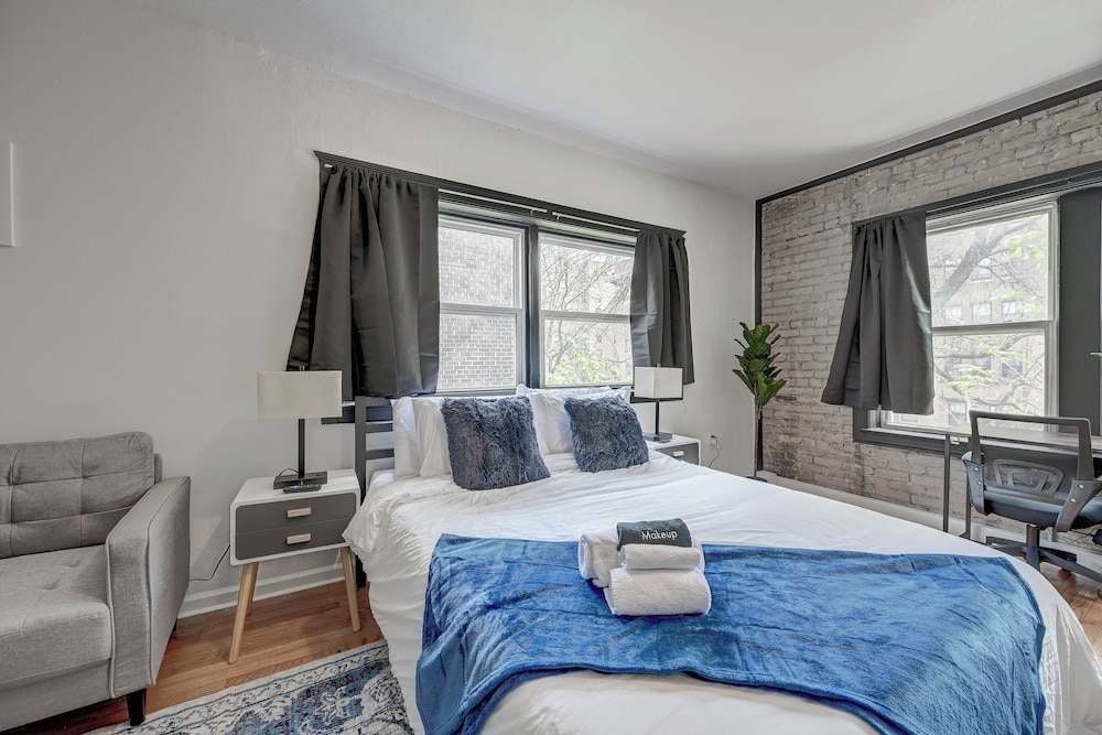 ROVE LIVING/KB - Prospect